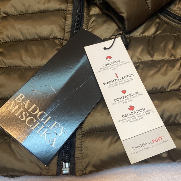 NWT BADGLEY MISCHKA Size XS Light Weight Packable Puffer Jacket Olive - Picture 6 of 13